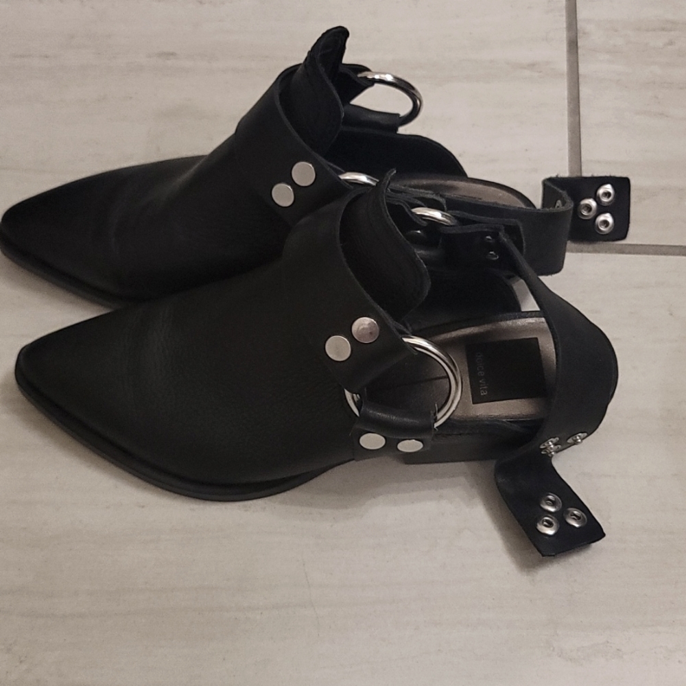 Dolce Vita Booties